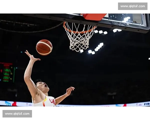 篮下进攻策略:提升球队内线得分效率与防守对抗能力的全面分析 篮下进攻策略:提升球队内线得分效率与防守对抗能力的全面分析